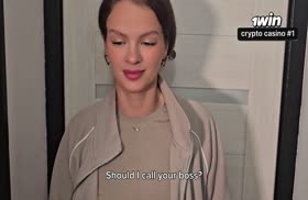 Скромная гостья согласилась на домашний секс